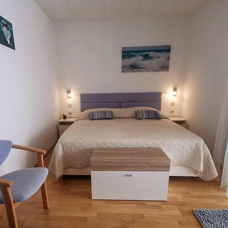Guesthouse Apartment Bozica โบล ภายนอก รูปภาพ