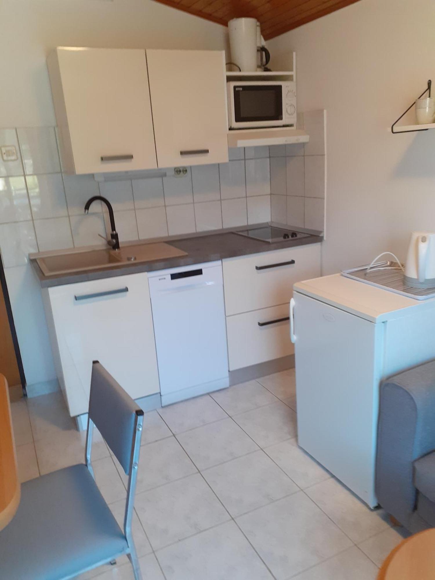 Guesthouse Apartment Bozica โบล ภายนอก รูปภาพ