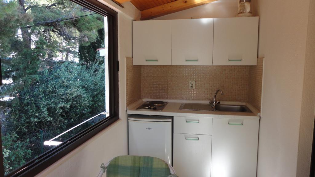 Guesthouse Apartment Bozica โบล ห้อง รูปภาพ
