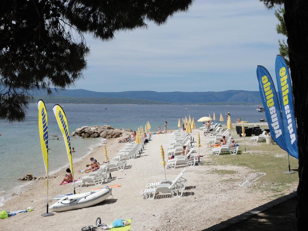 Guesthouse Apartment Bozica โบล ภายนอก รูปภาพ